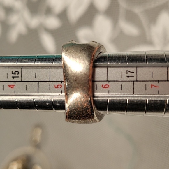 Sterling silver stamped marquis baguette and round cz statement ring - Picture 11 of 13